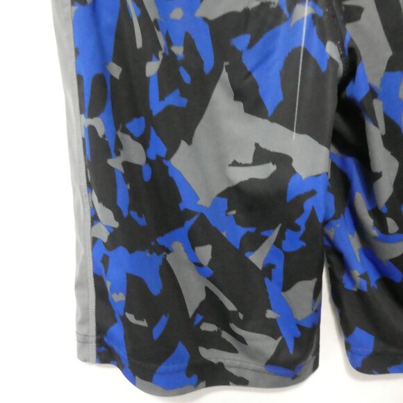 NIKE - Dri-Fit | medium | Camo - Camouflage Sport Shorts - Picture 12 of 15